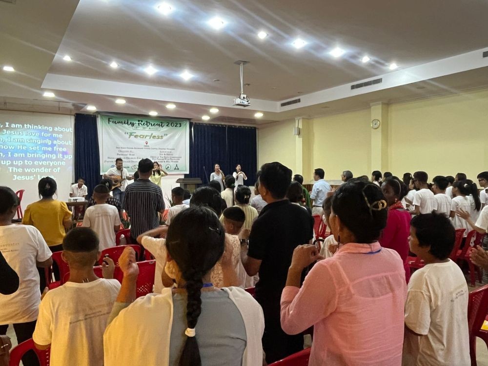 Participants and attendees during the first fellowship service of the three-day Family Retreat organised by Prodigals’ Home and NSDF at DBIDL Dimapur on August 18. (Morung Photo)